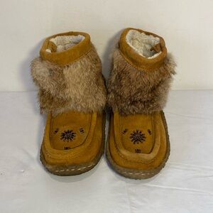 Barbo Rabbit Fur Beaded Mukluks Size 7